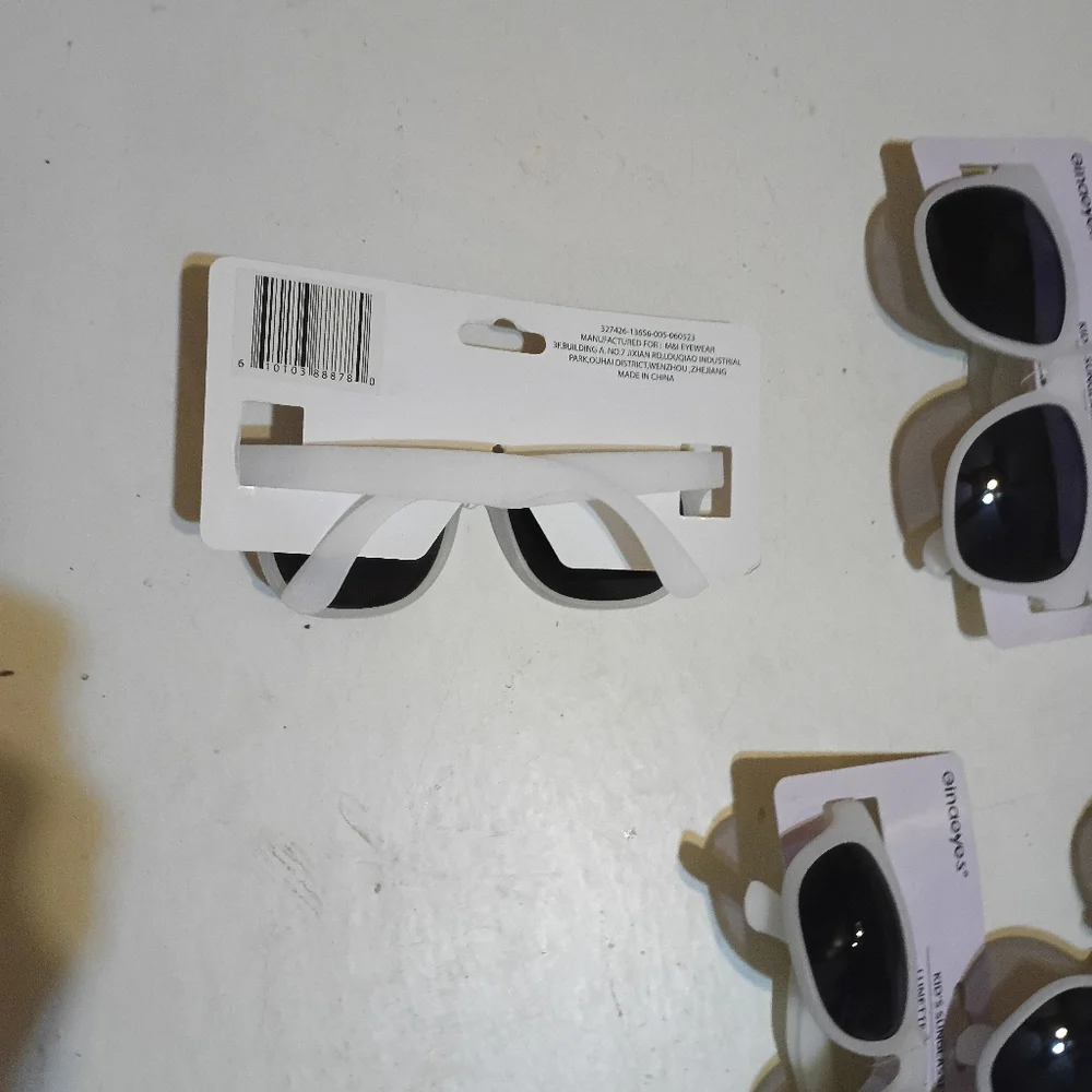 6 pair Kids Sunglasses Frames change in sunlight purple and blue